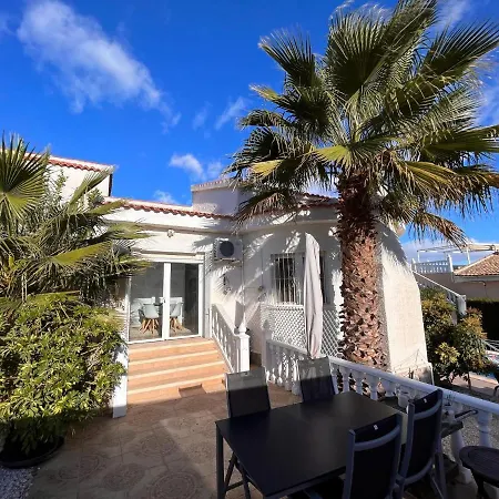 Costa Blanca Poolside Bliss Prázdninový dům Ciudad Quesada